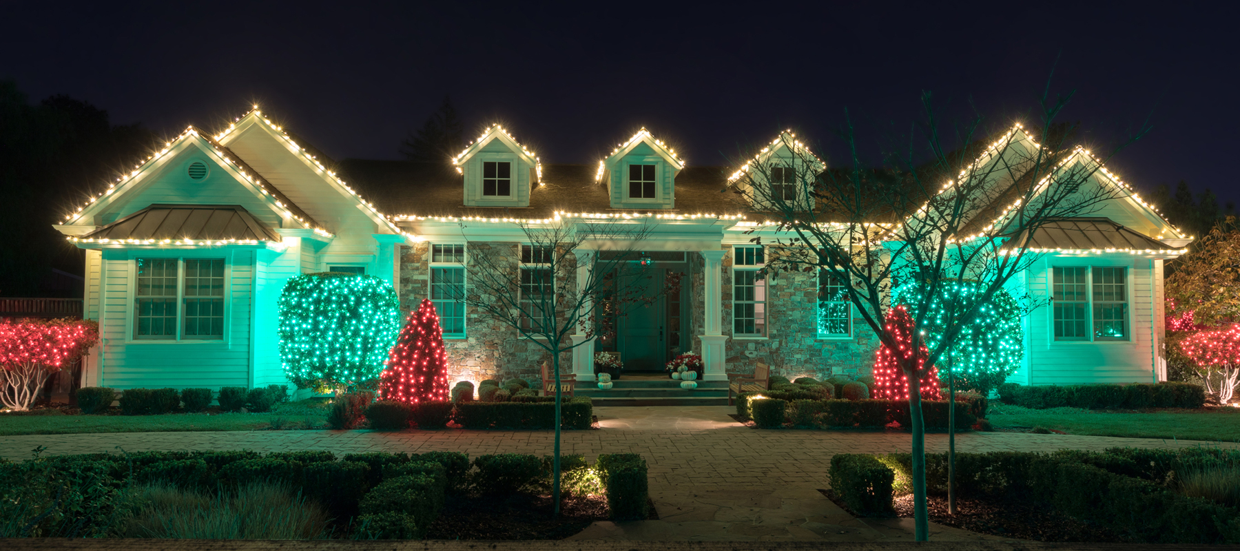 Christmas Light Installation Cost - Hourly Rates, Factors, Tips